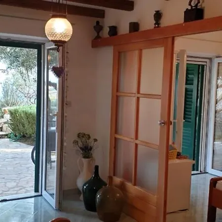 Holiday home Robinson Style House *